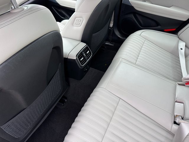 Used 2023 Genesis G70 2.0T w/ Sport Prestige Package image 17