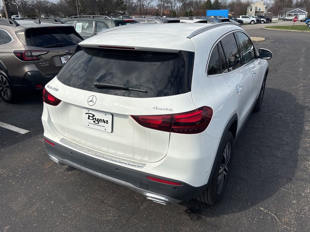 Used 2024 Mercedes-Benz GLA 250 4MATIC image 3