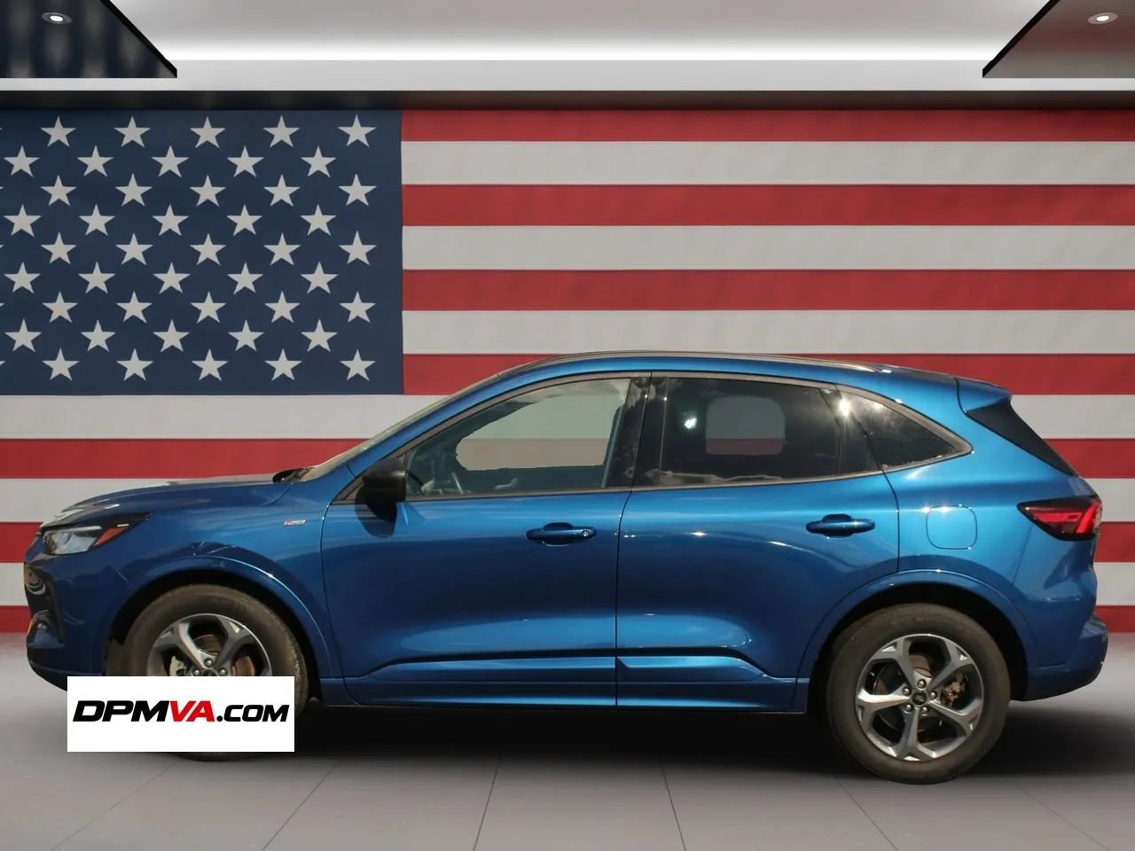 Used 2023 Ford Escape ST-Line w/ Equipment Group 301A FWD image 5