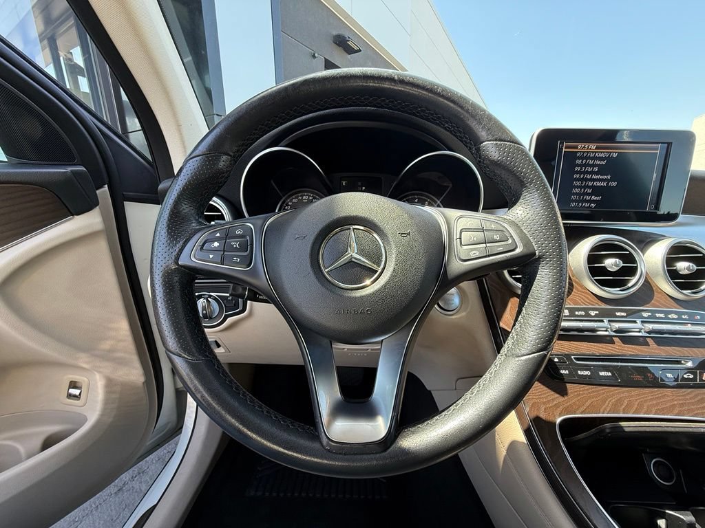 Used 2018 Mercedes-Benz GLC 300 4MATIC image 20
