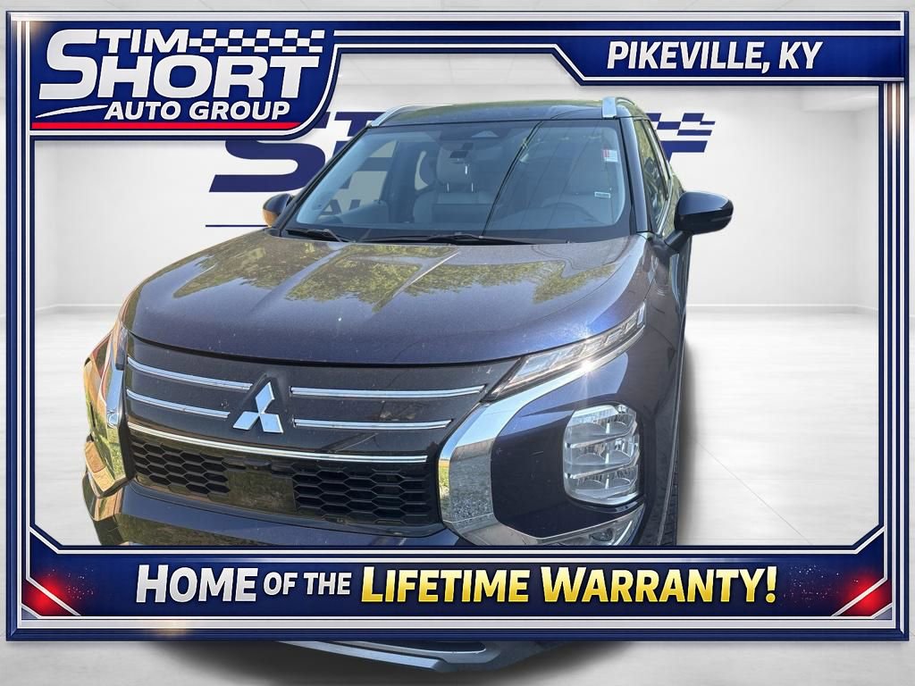 Used 2025 Mitsubishi Outlander SEL AWD/4WD image 1