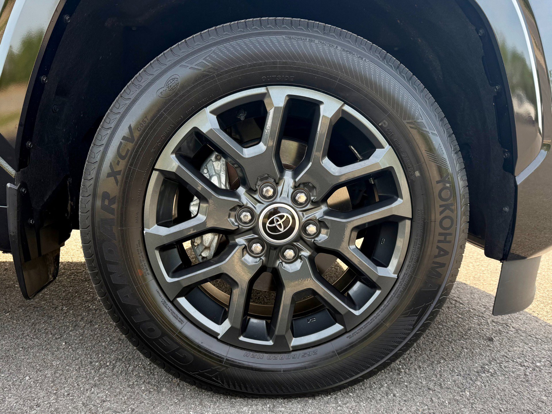 Used 2023 Toyota Sequoia Platinum image 58