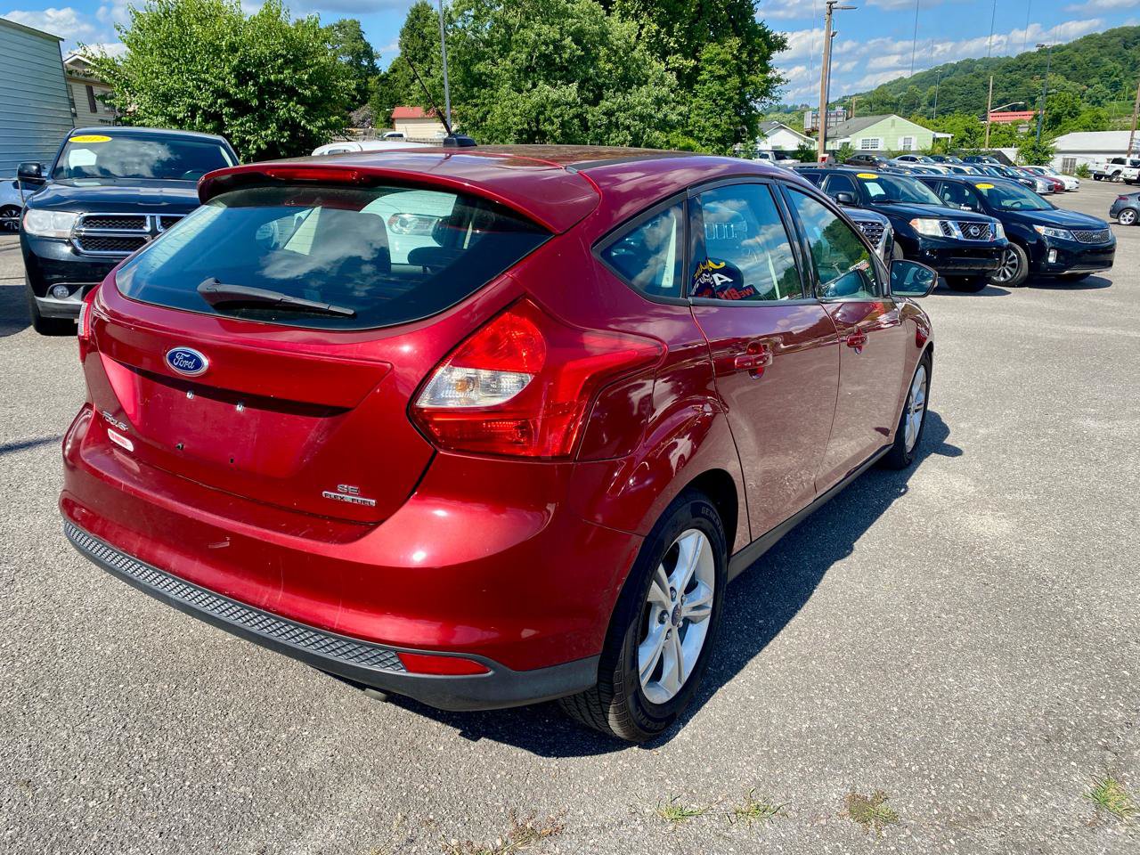 Used 2014 Ford Focus SE FWD image 6