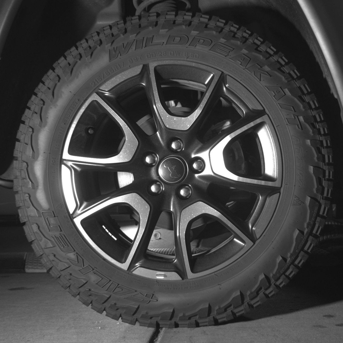 Used 2025 Jeep Compass Trailhawk image 15