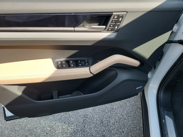 New 2026 Porsche Cayenne S AWD/4WD image 25