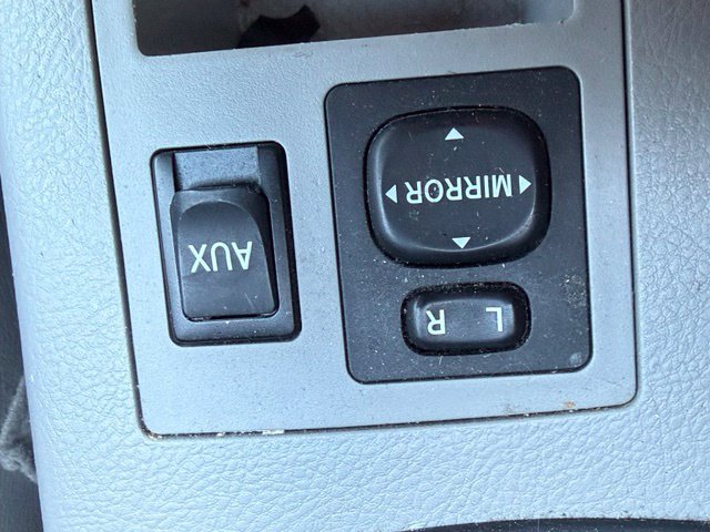 Used 2009 Toyota RAV4 Limited w/ Limited Extra Value Pkg AWD/4WD image 21