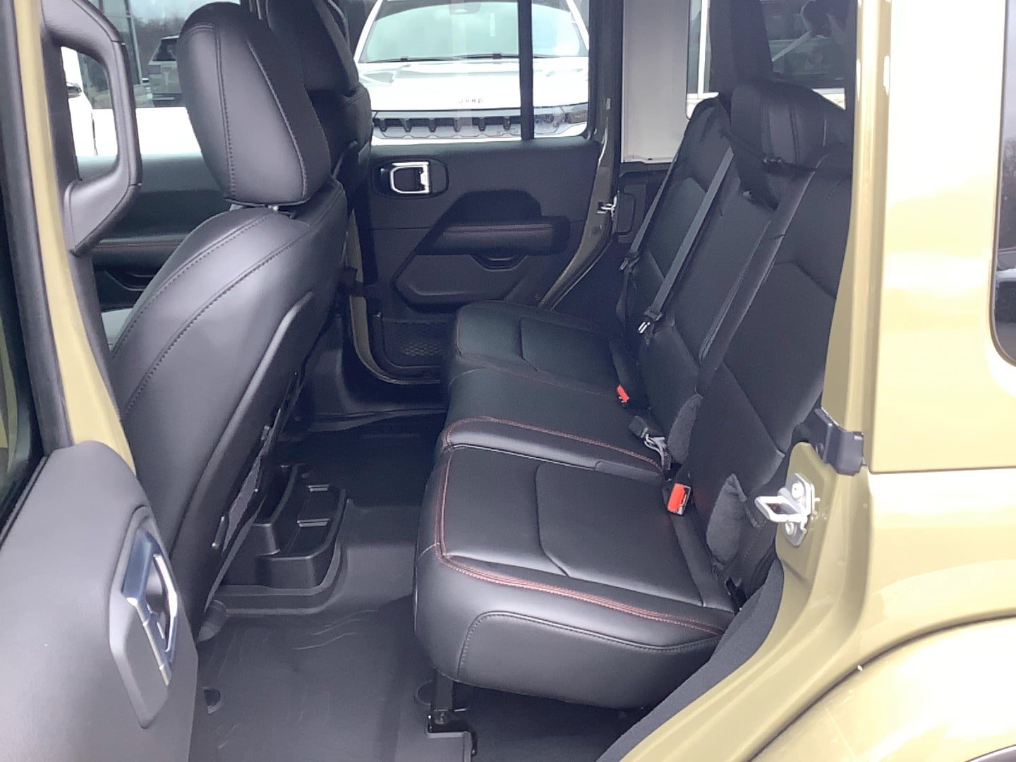 New 2026 Jeep Wrangler Unlimited Rubicon AWD/4WD image 9