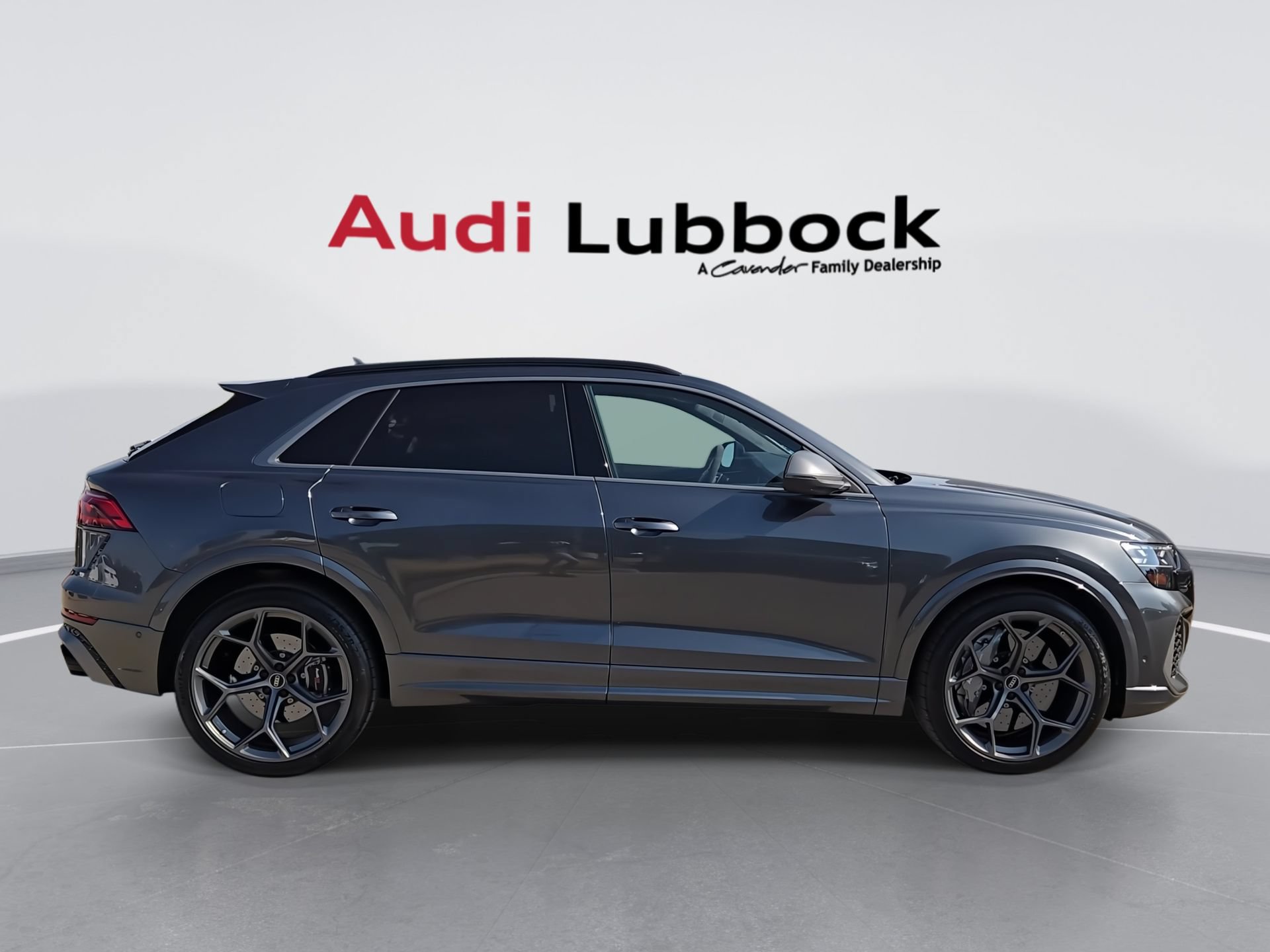Certified 2025 Audi RS Q8 performance AWD/4WD image 9