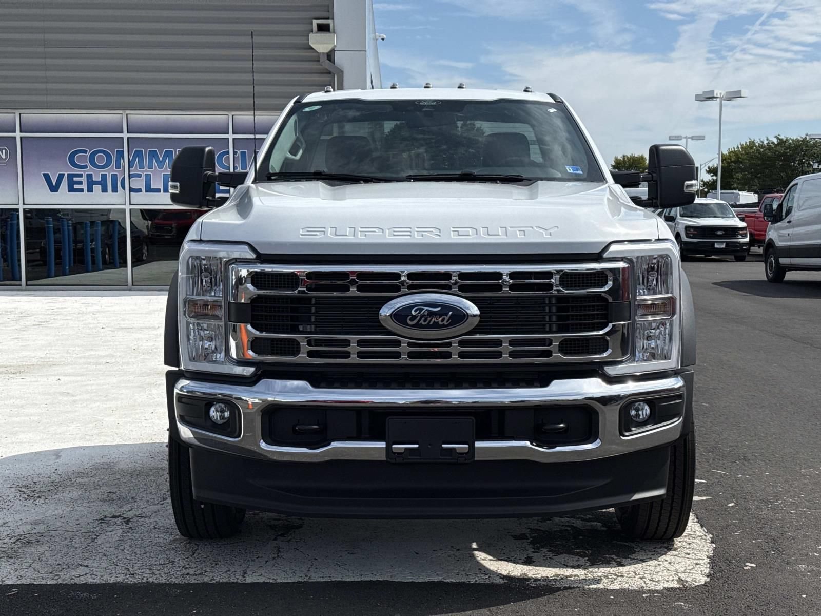 New 2026 Ford F600 4x4 Regular Cab Super Duty w/ XLT Value Package image 8