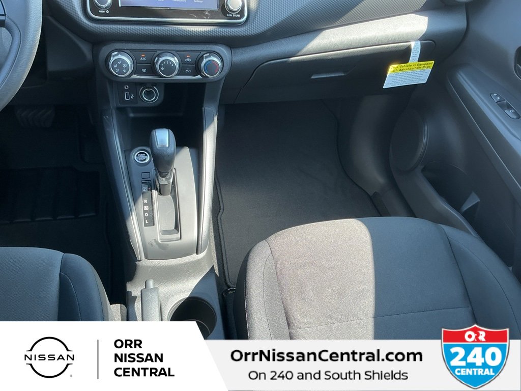 New 2025 Nissan Kicks Play S image 24