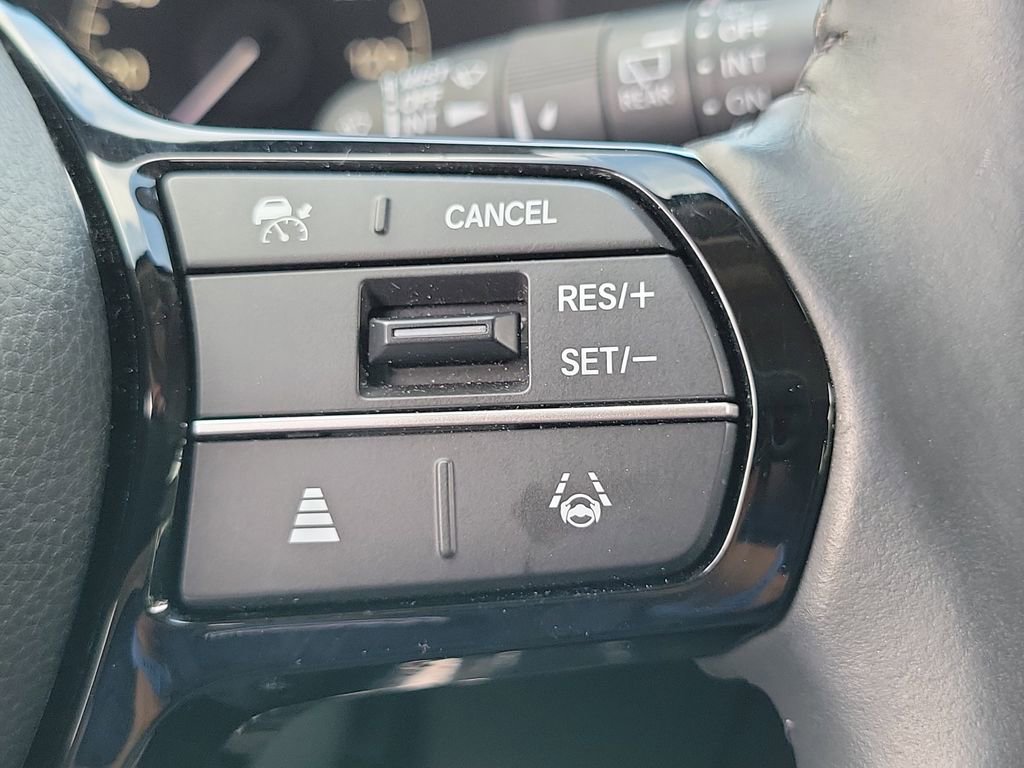 Used 2023 Honda CR-V EX-L image 6