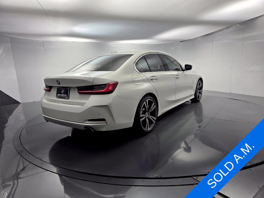Certified 2024 BMW 330i xDrive Sedan w/ Premium Package AWD/4WD image 12