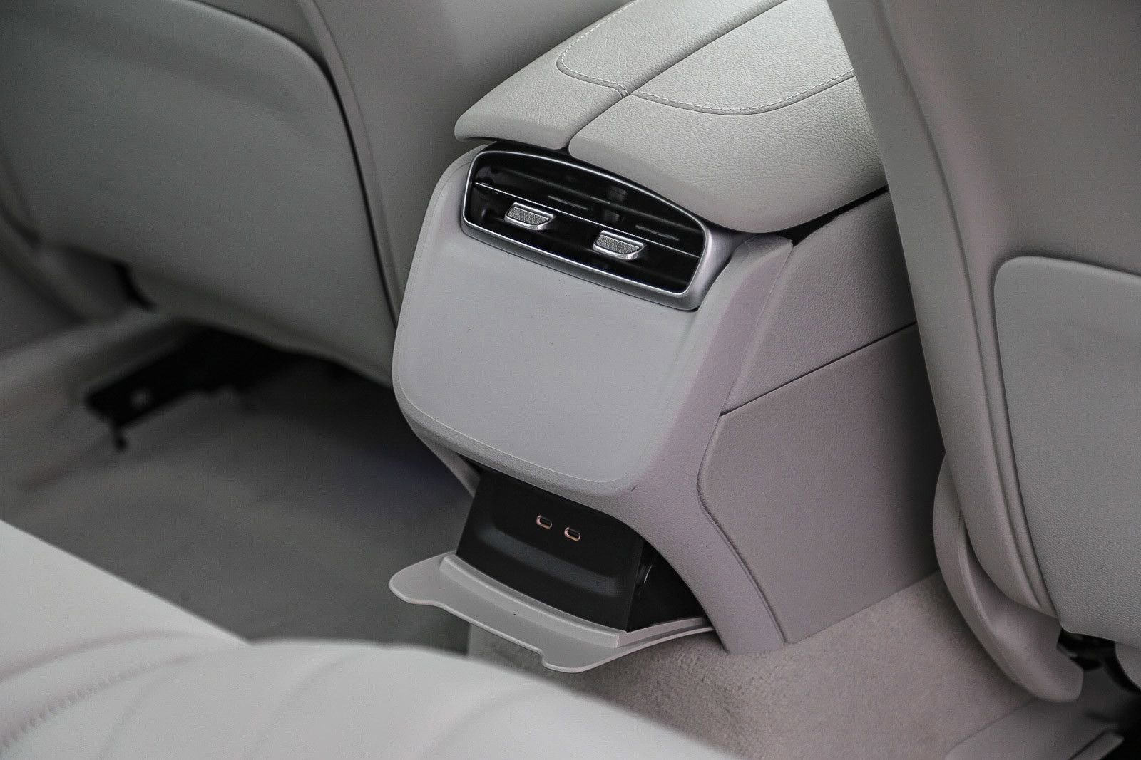 Used 2024 Mercedes-Benz EQE 350+ 4MATIC Sedan image 23