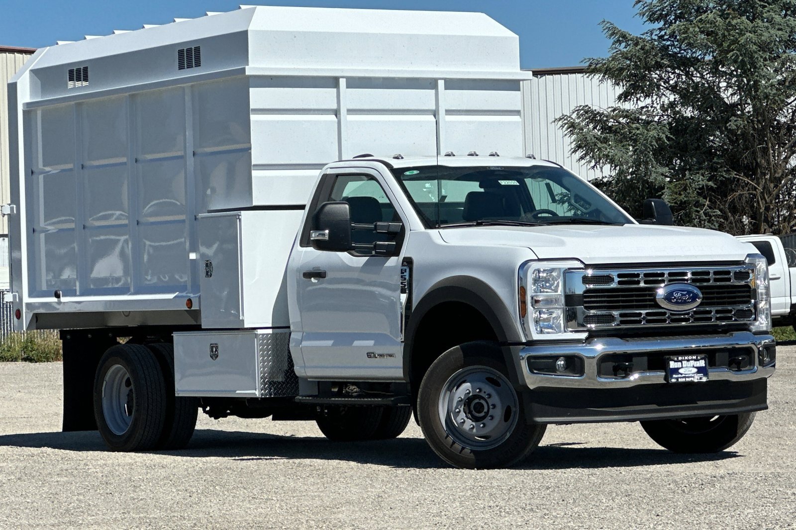 New 2024 Ford F550 4x4 Regular Cab Super Duty image 2