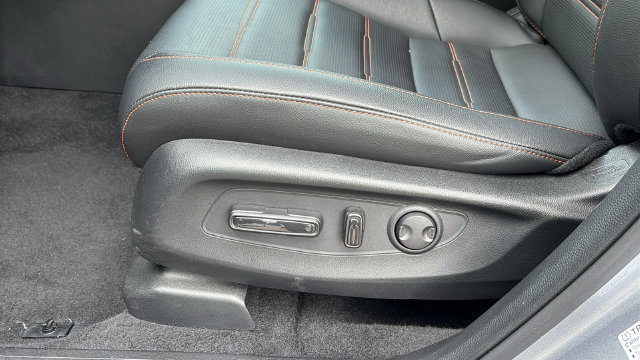 Used 2026 Honda CR-V Sport-L image 11
