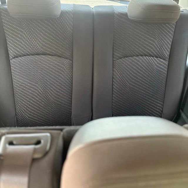 Used 2019 Dodge Journey SE FWD image 19