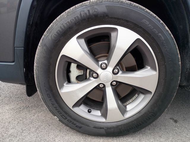 Used 2021 Jeep Cherokee Limited AWD/4WD image 19