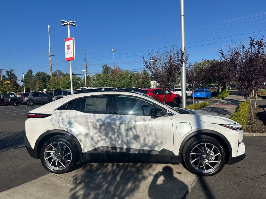 New 2026 Toyota C-HR AWD/4WD image 6