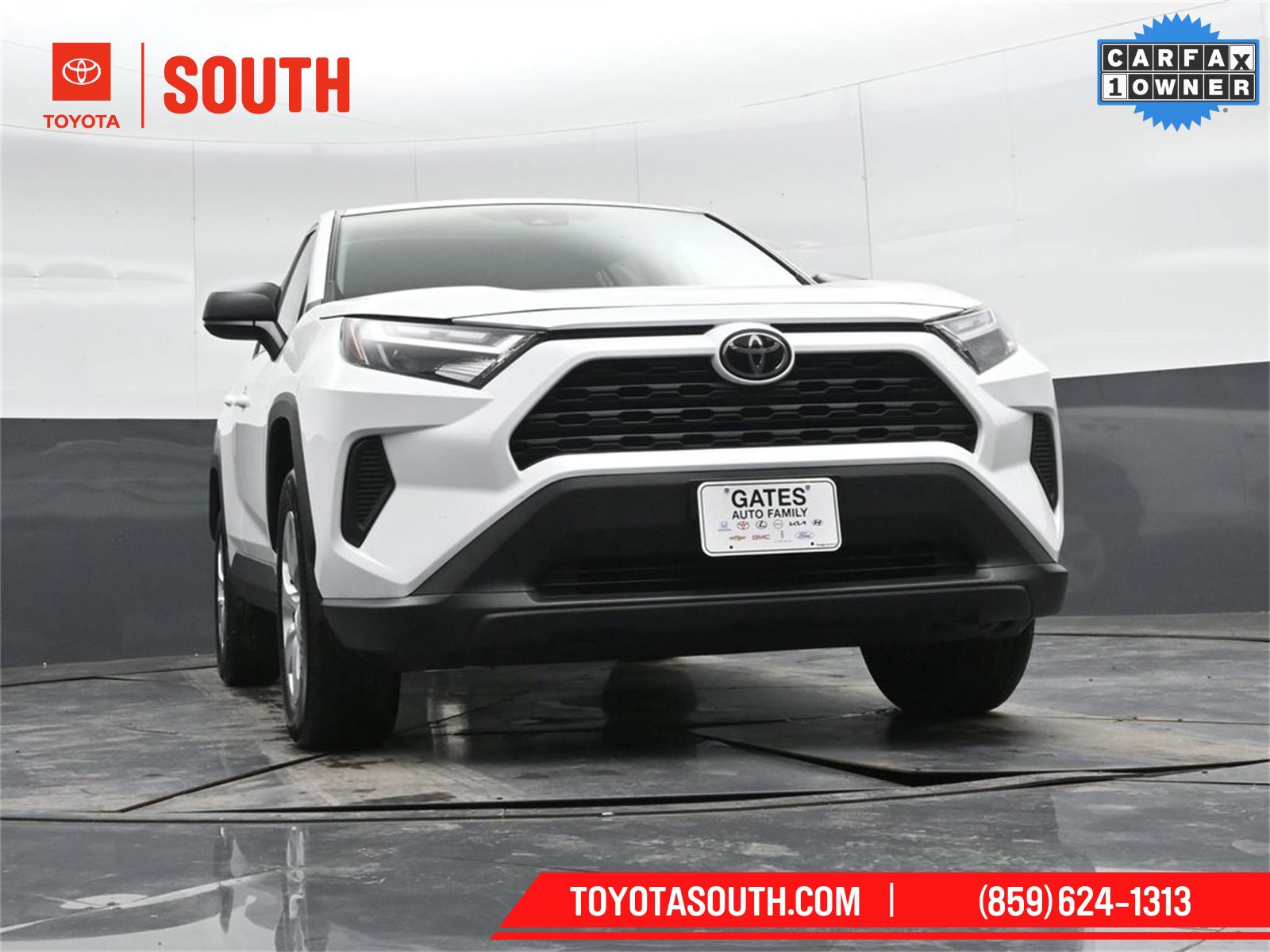 Used 2024 Toyota RAV4 LE image 39