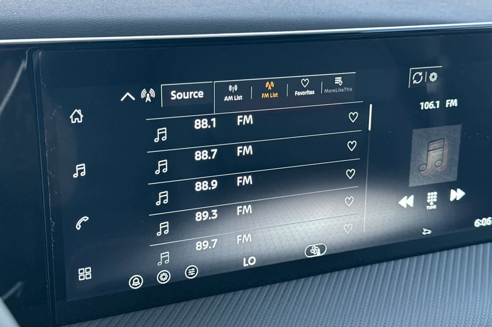 New 2026 Nissan Kicks SR image 20