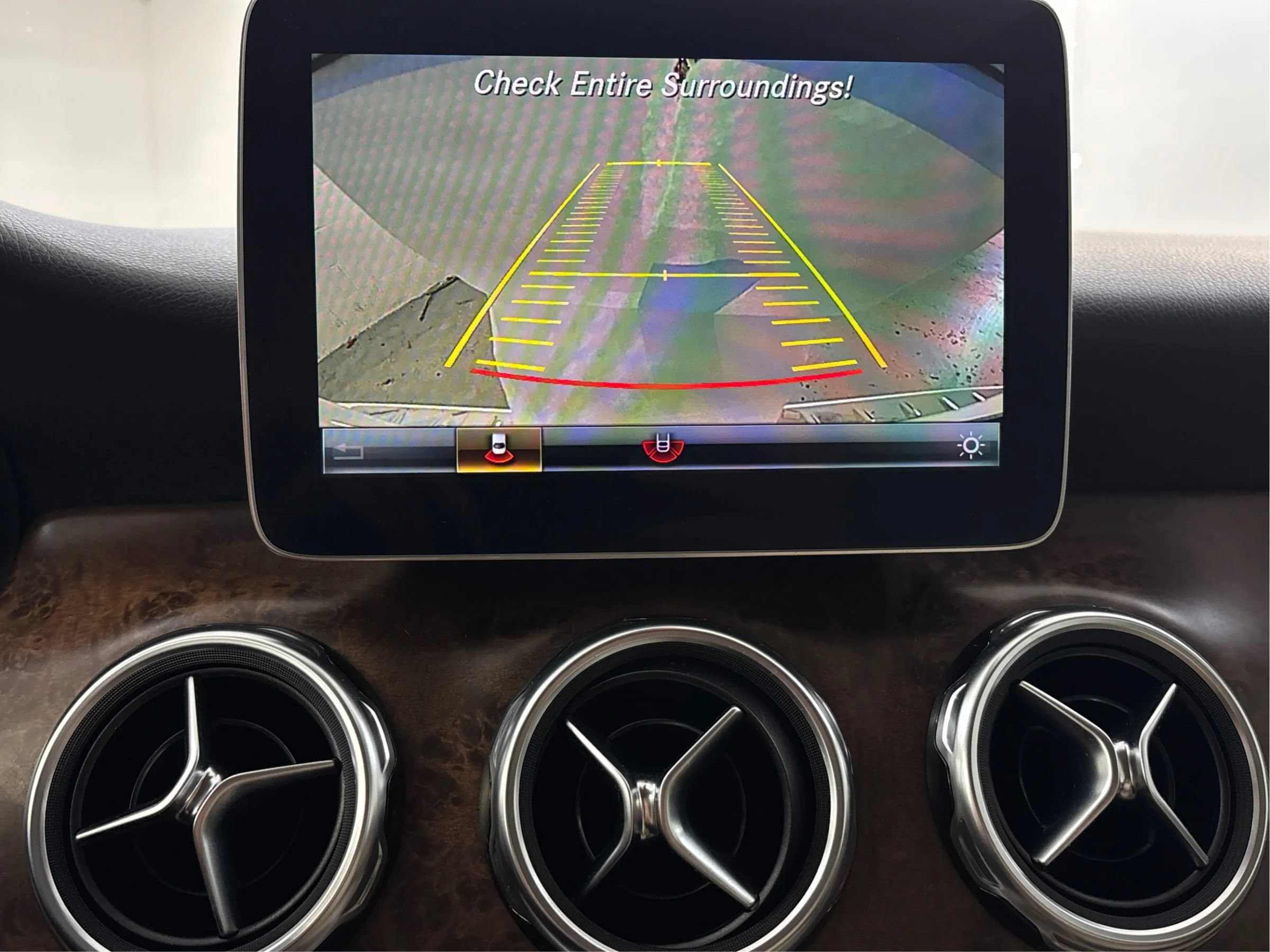 Used 2019 Mercedes-Benz GLA 250 4MATIC image 34