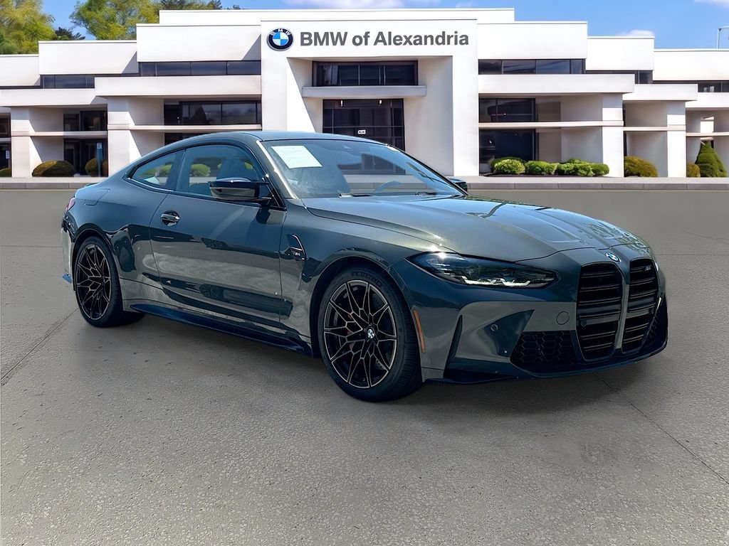 Used 2022 BMW M4 Coupe w/ Executive Package RWD image 3