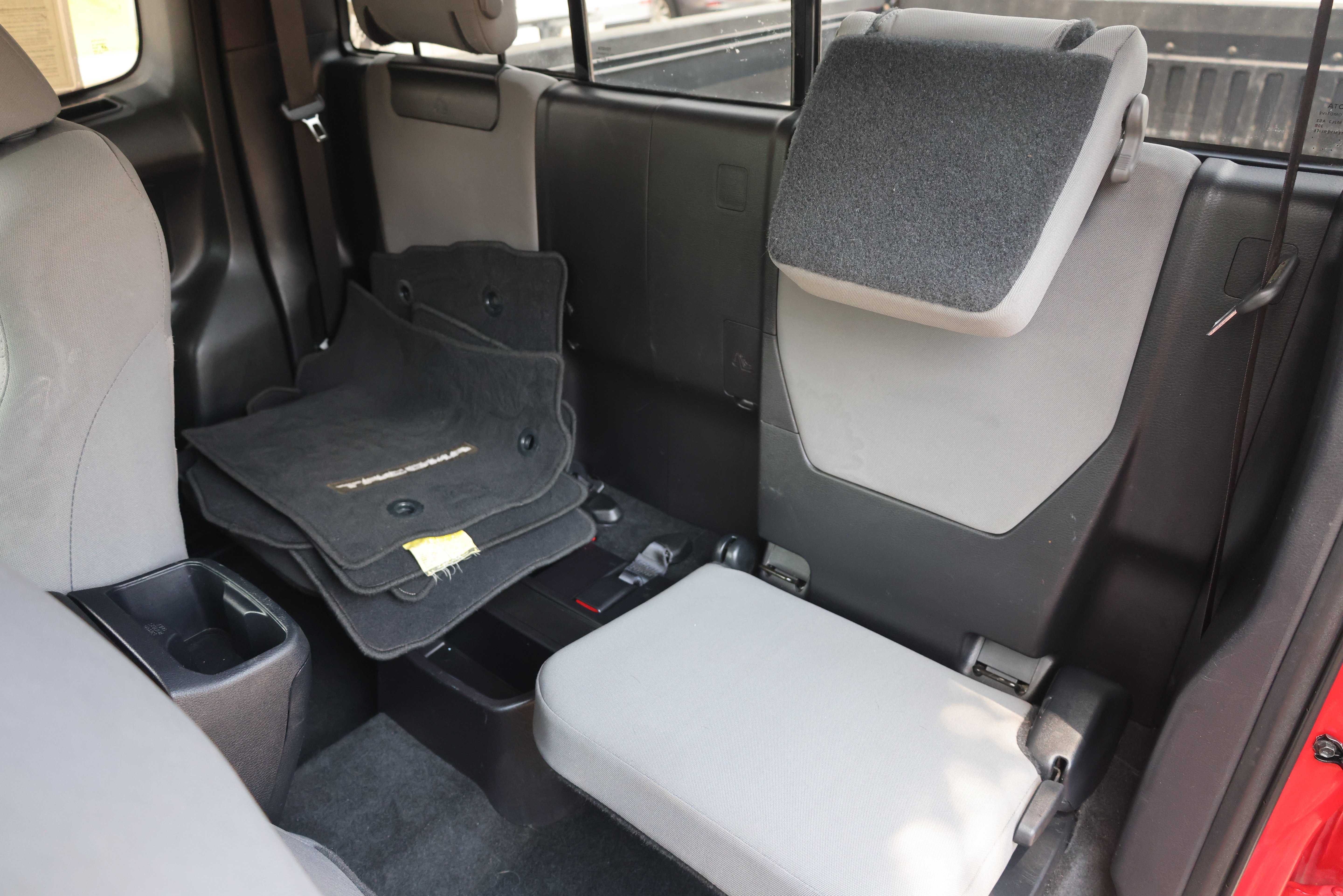 Used 2019 Toyota Tacoma SR5 RWD image 26
