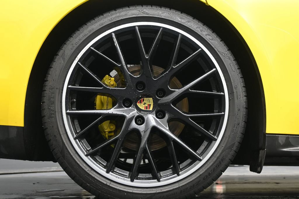 Used 2018 Porsche Panamera 4 image 23