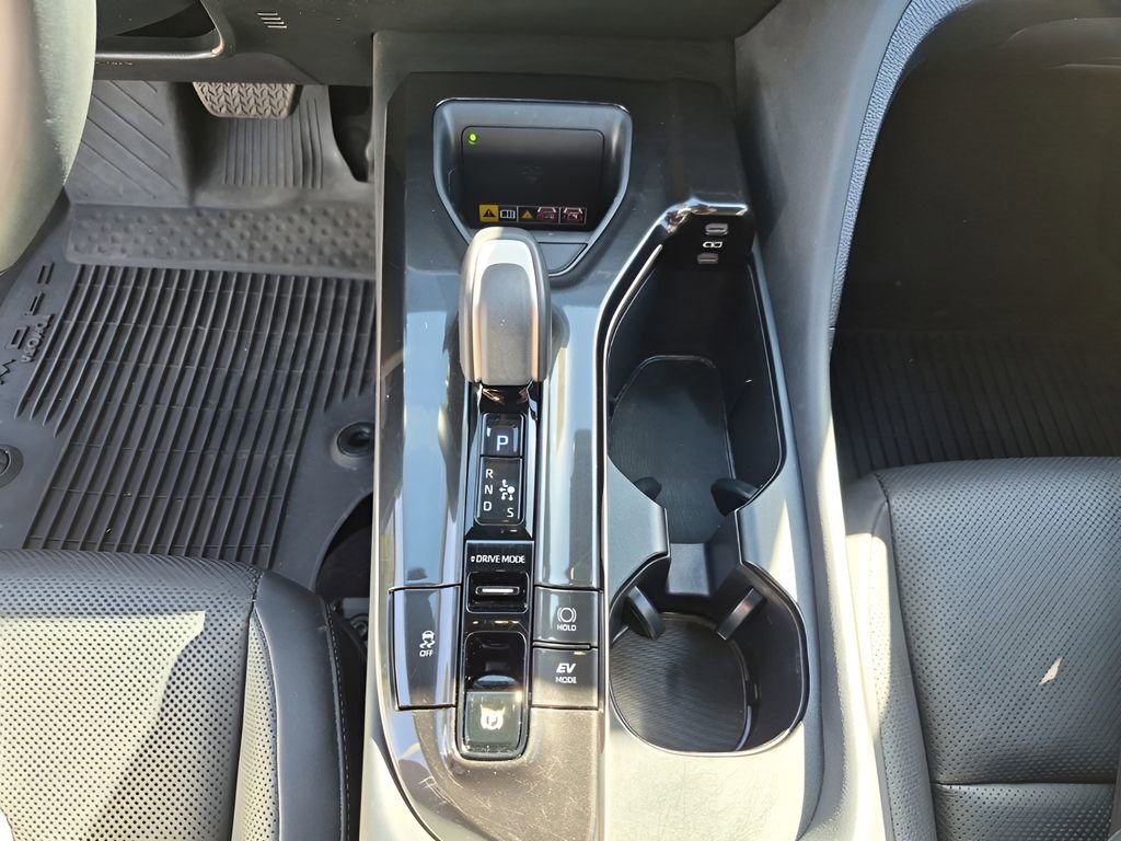 Used 2025 Toyota Crown Signia w/ Advanced Technology Package AWD/4WD image 42