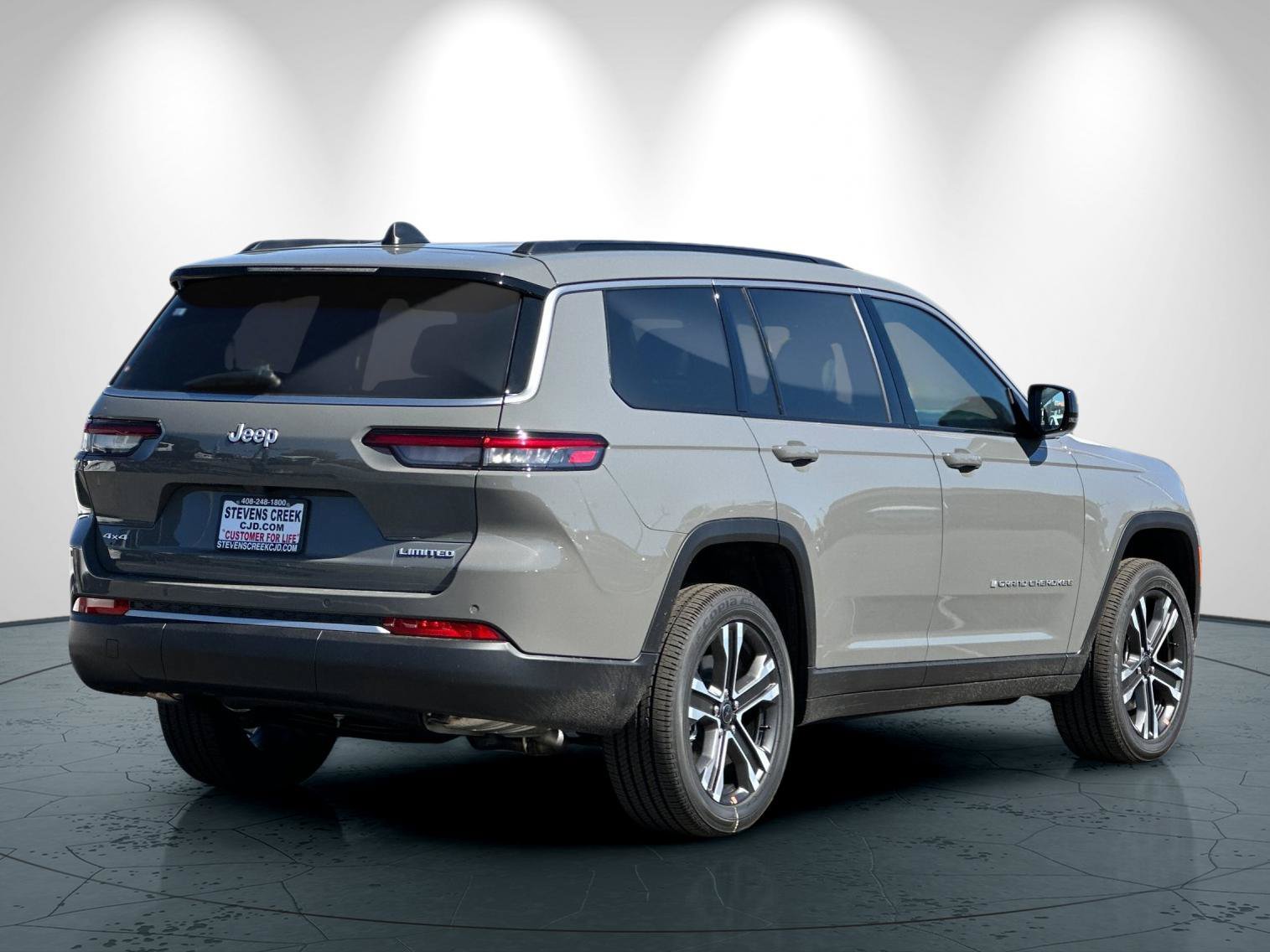 New 2027 Jeep Grand Cherokee L Limited AWD/4WD image 4