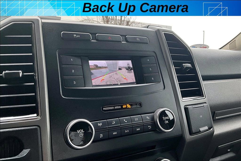Used 2018 Ford Expedition XLT image 13