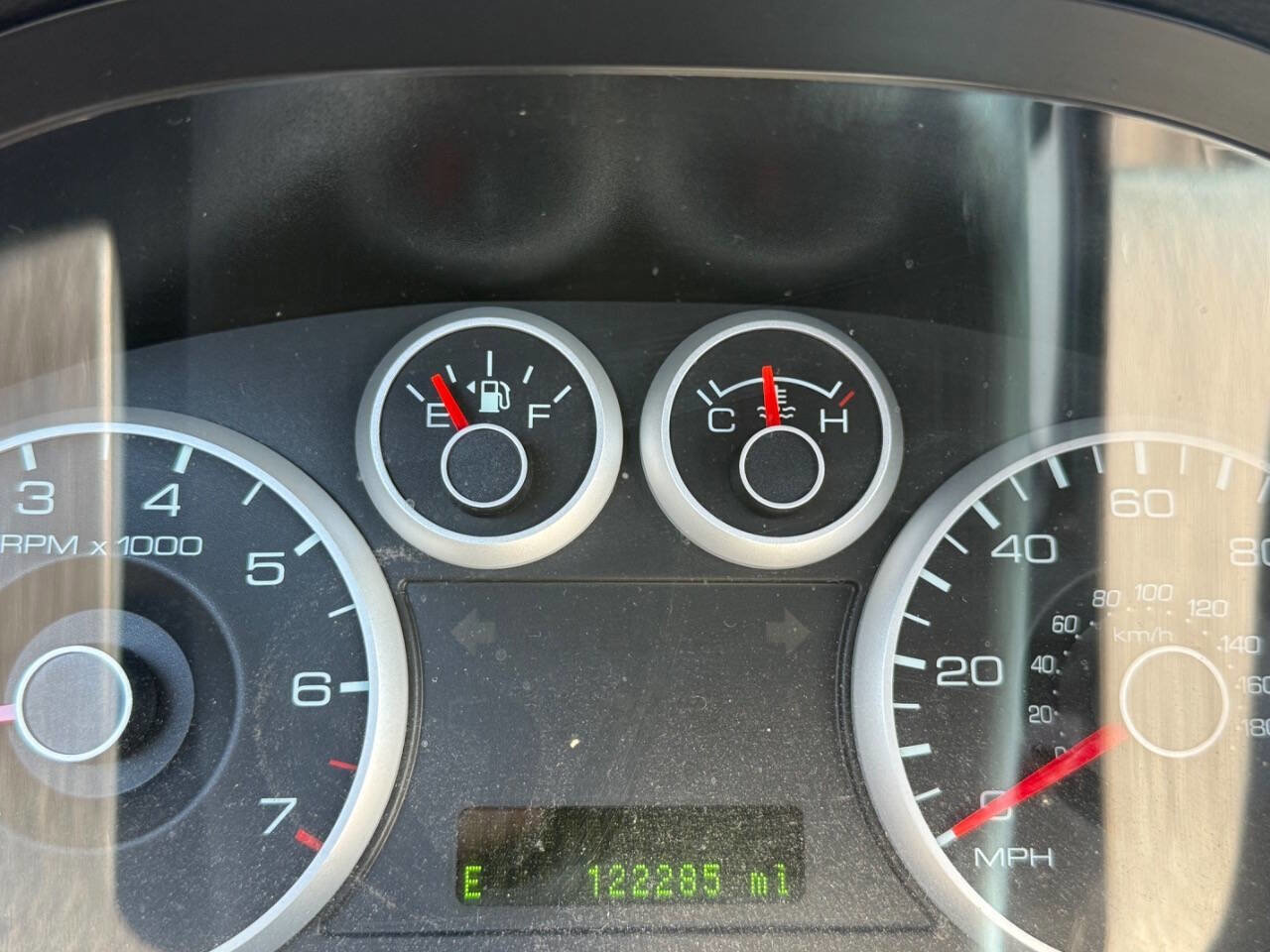 Used 2009 Ford Fusion SEL image 12