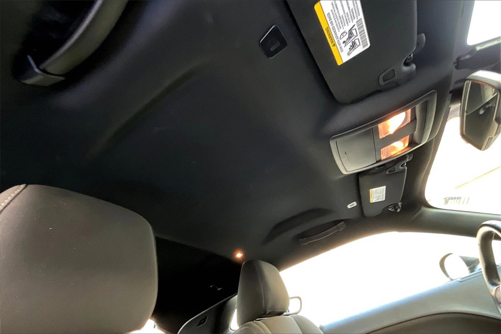 Certified 2023 Dodge Challenger SXT image 21
