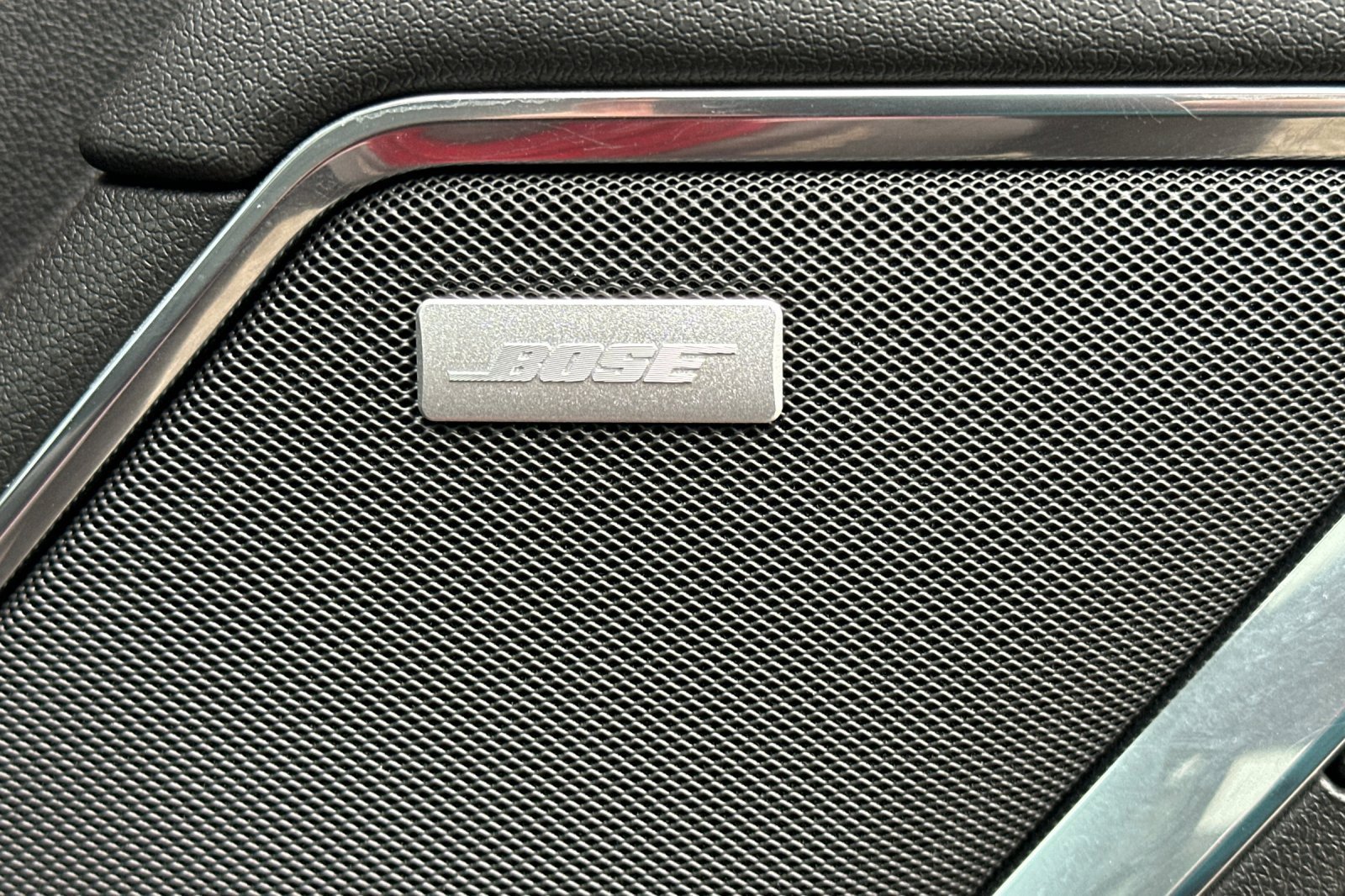 Used 2024 Chevrolet Silverado 2500 LTZ w/ LTZ Premium Package image 42