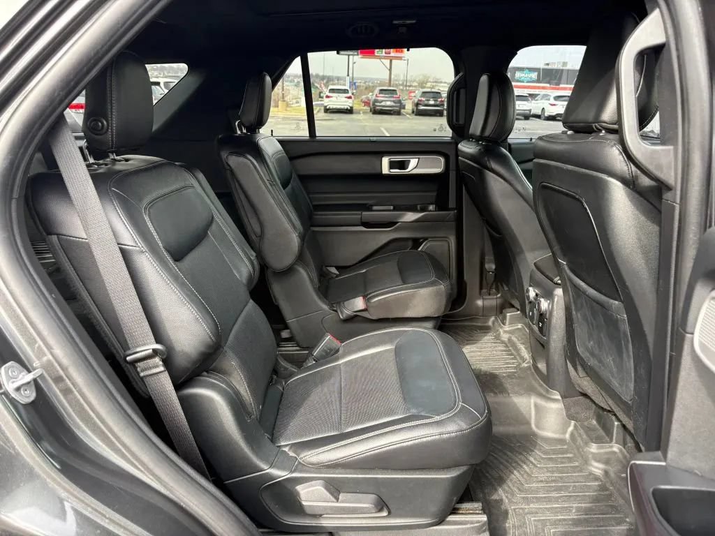 Used 2020 Ford Explorer Limited AWD/4WD image 22