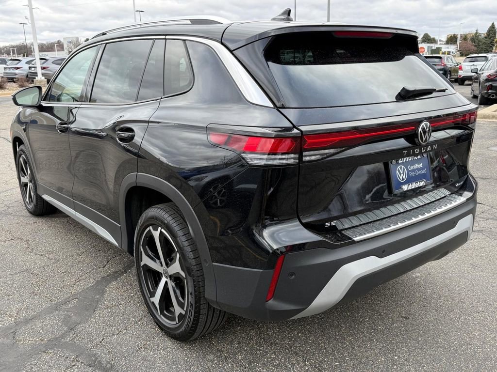 Certified 2025 Volkswagen Tiguan SE AWD/4WD image 6
