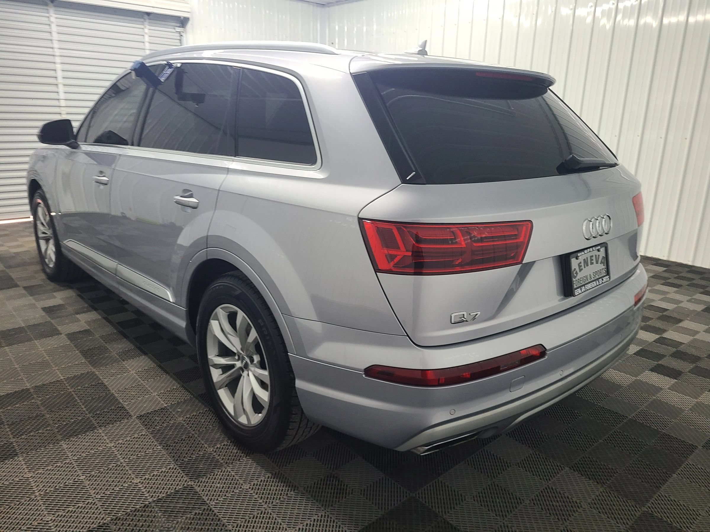 Used 2019 Audi Q7 2.0T Premium w/ Convenience Package AWD/4WD image 10