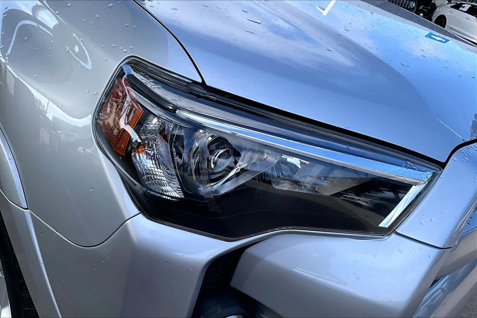 Used 2021 Toyota 4Runner SR5 RWD image 26