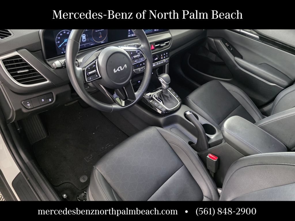 Used 2024 Kia Seltos EX AWD/4WD image 10