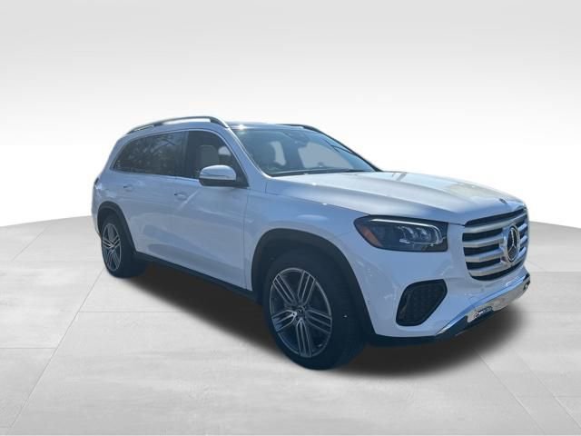 Used 2025 Mercedes-Benz GLS 450 4MATIC image 9