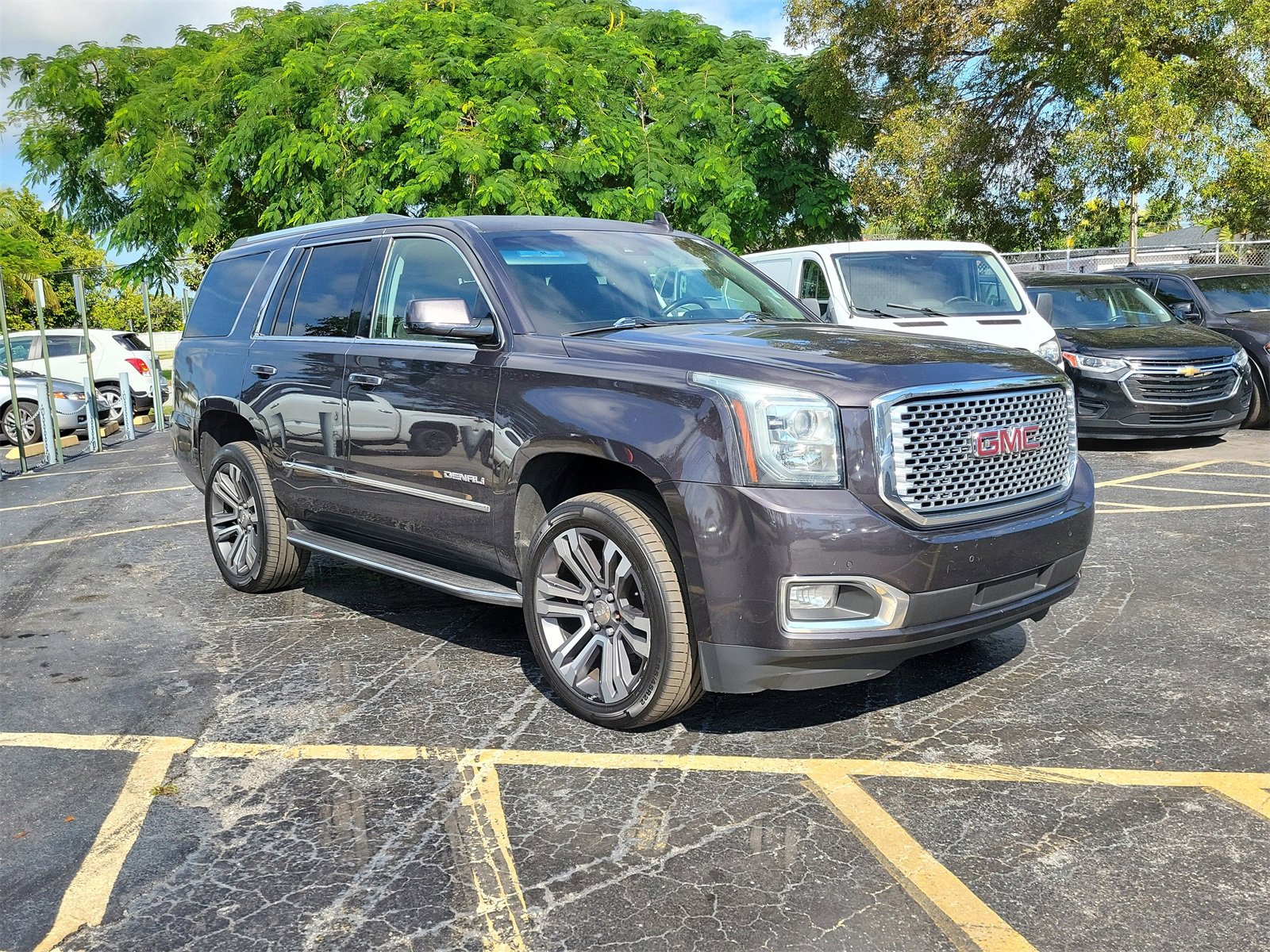 Used 2017 GMC Yukon Denali w/ Open Road Package image 3