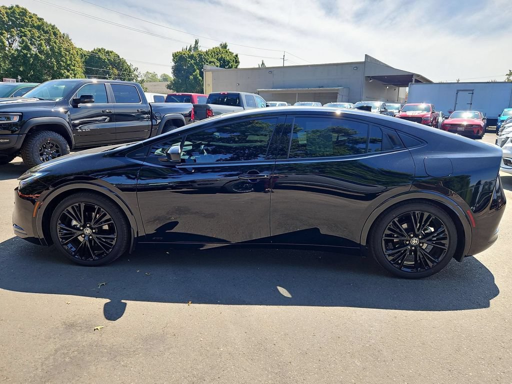 Used 2026 Toyota Prius AWD image 4