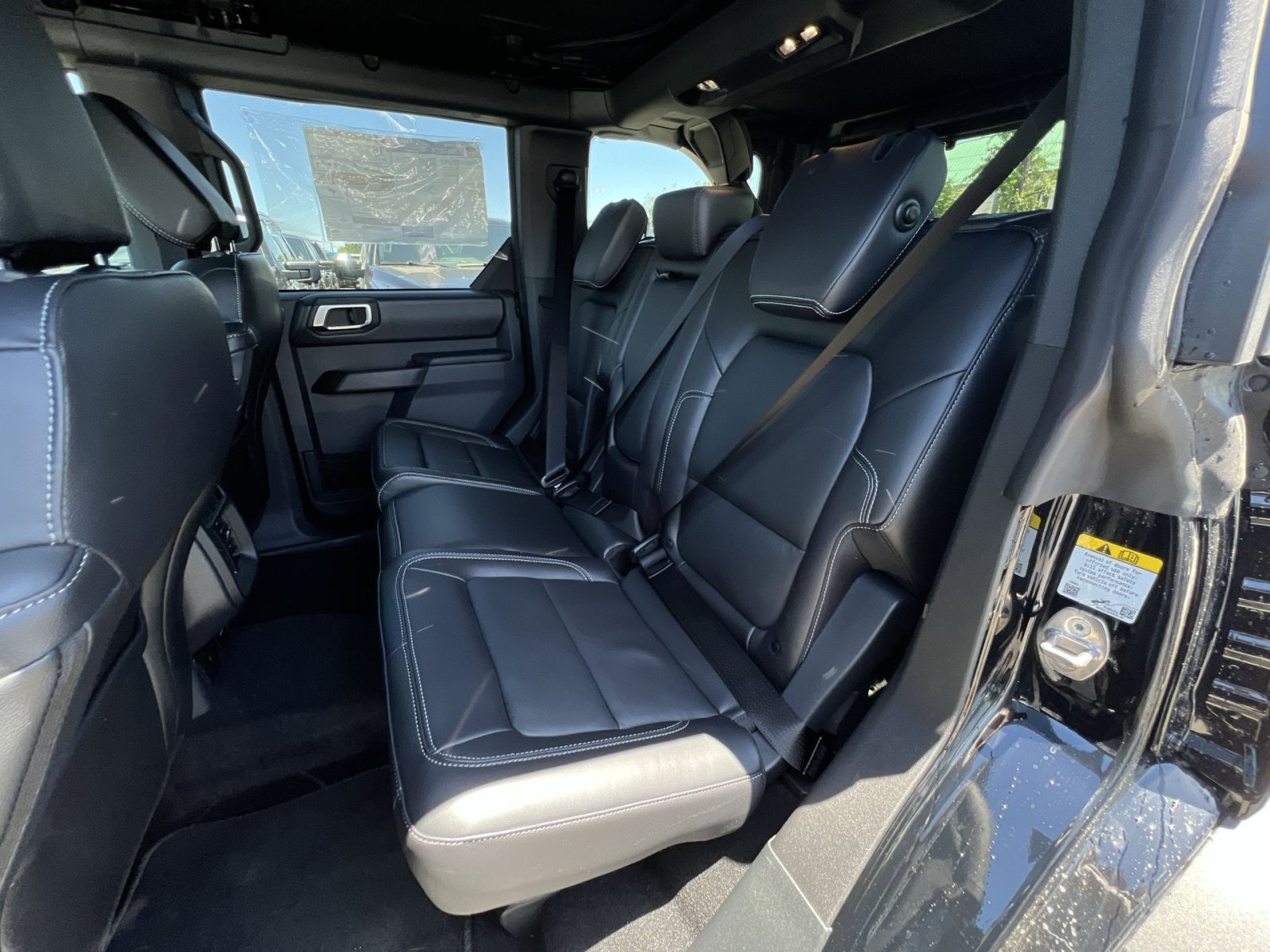 New 2025 Ford Bronco Outer Banks w/ Sasquatch Package AWD/4WD image 47