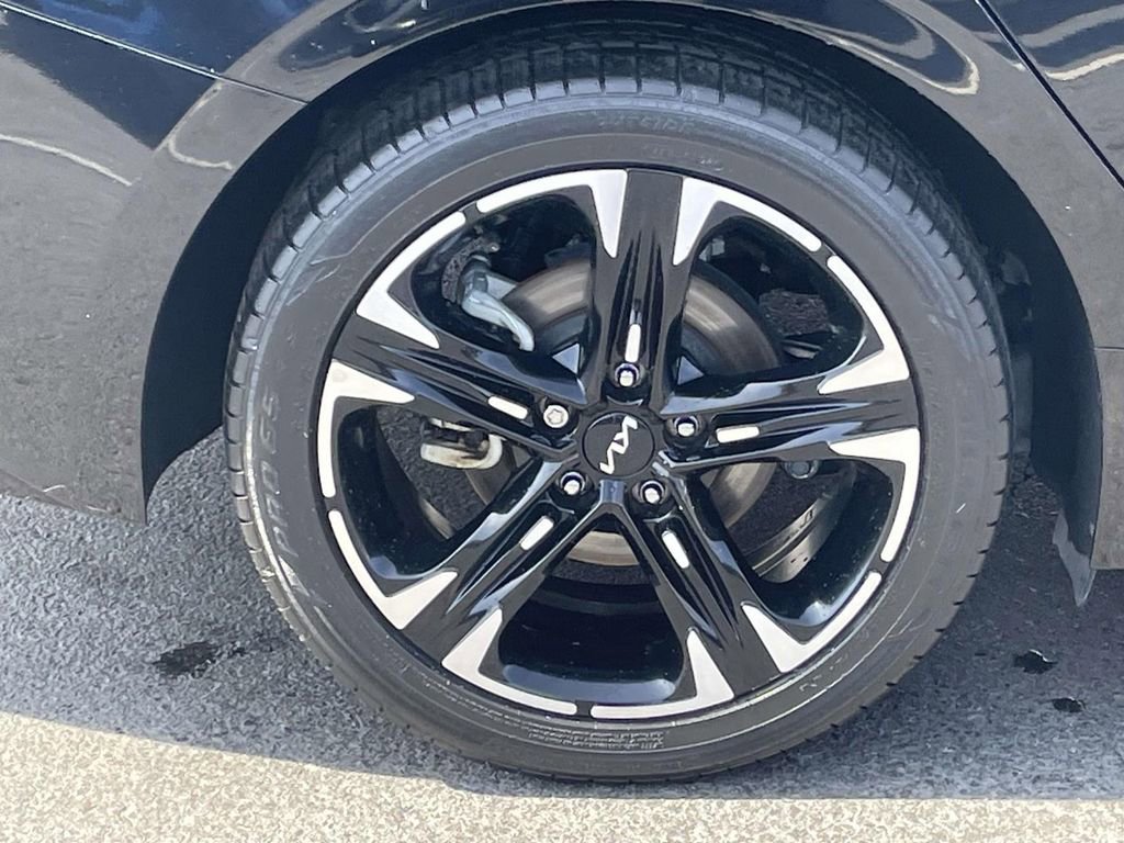 Used 2023 Kia K5 GT-Line image 13