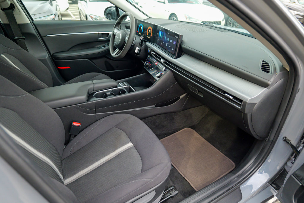 Used 2024 Hyundai Sonata SEL FWD image 32