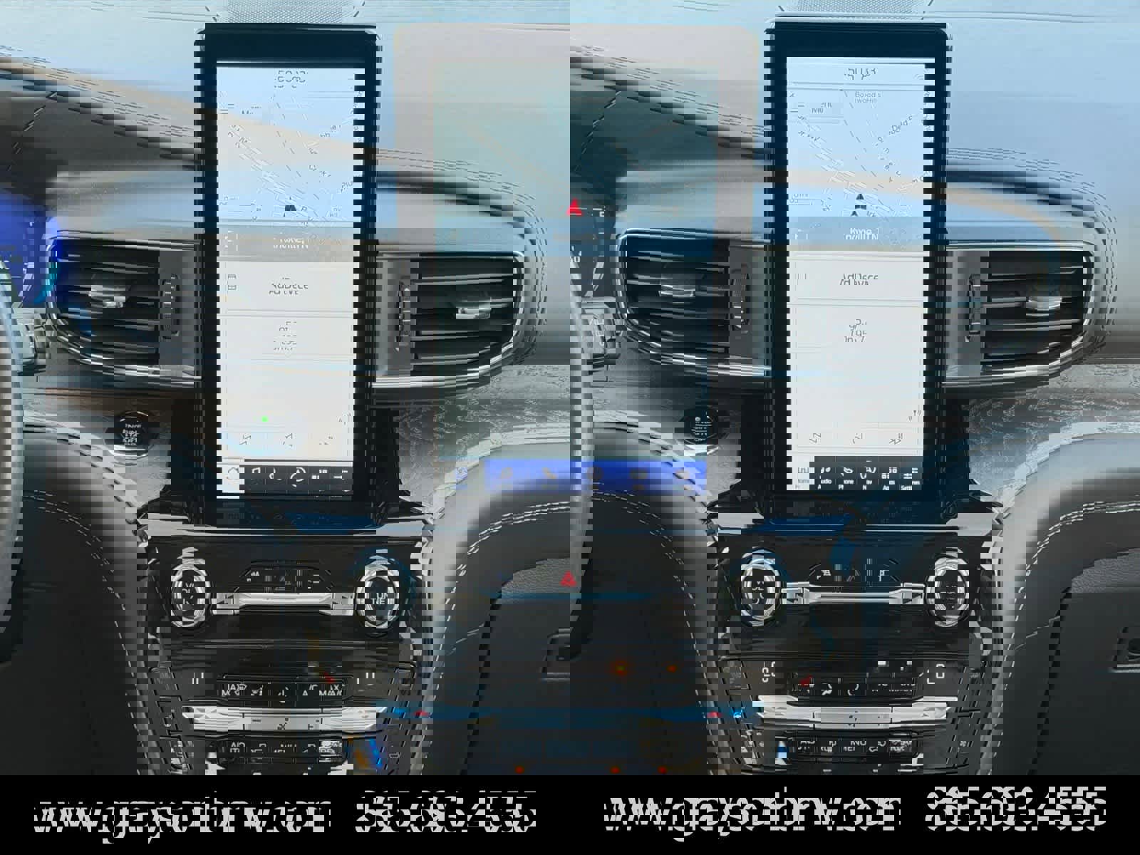 Used 2021 Ford Explorer Platinum w/ Equipment Group 601A image 22