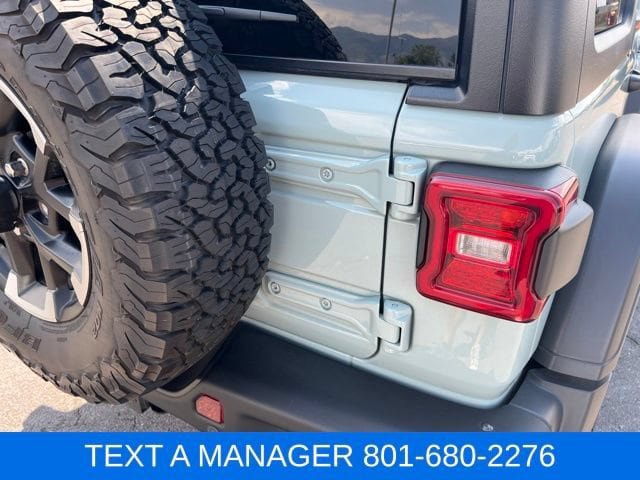 Used 2024 Jeep Wrangler Unlimited Rubicon 4xe w/ Capability Package AWD/4WD image 7