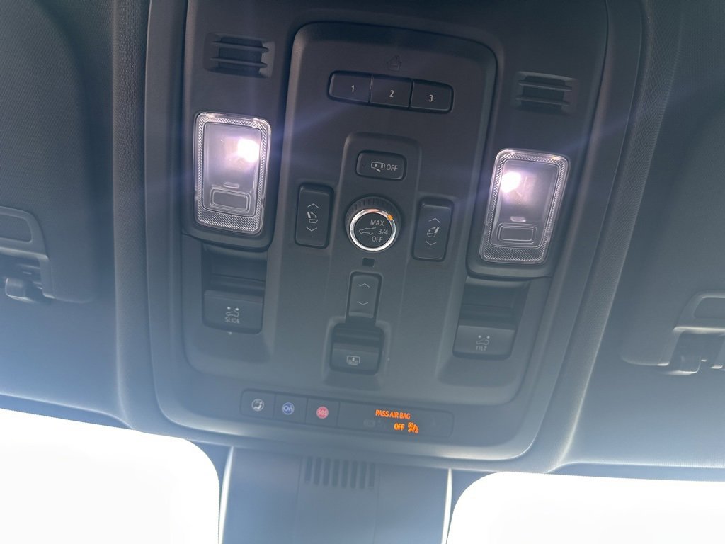 Certified 2024 Chevrolet Tahoe Premier w/ Advanced Technology Package image 23