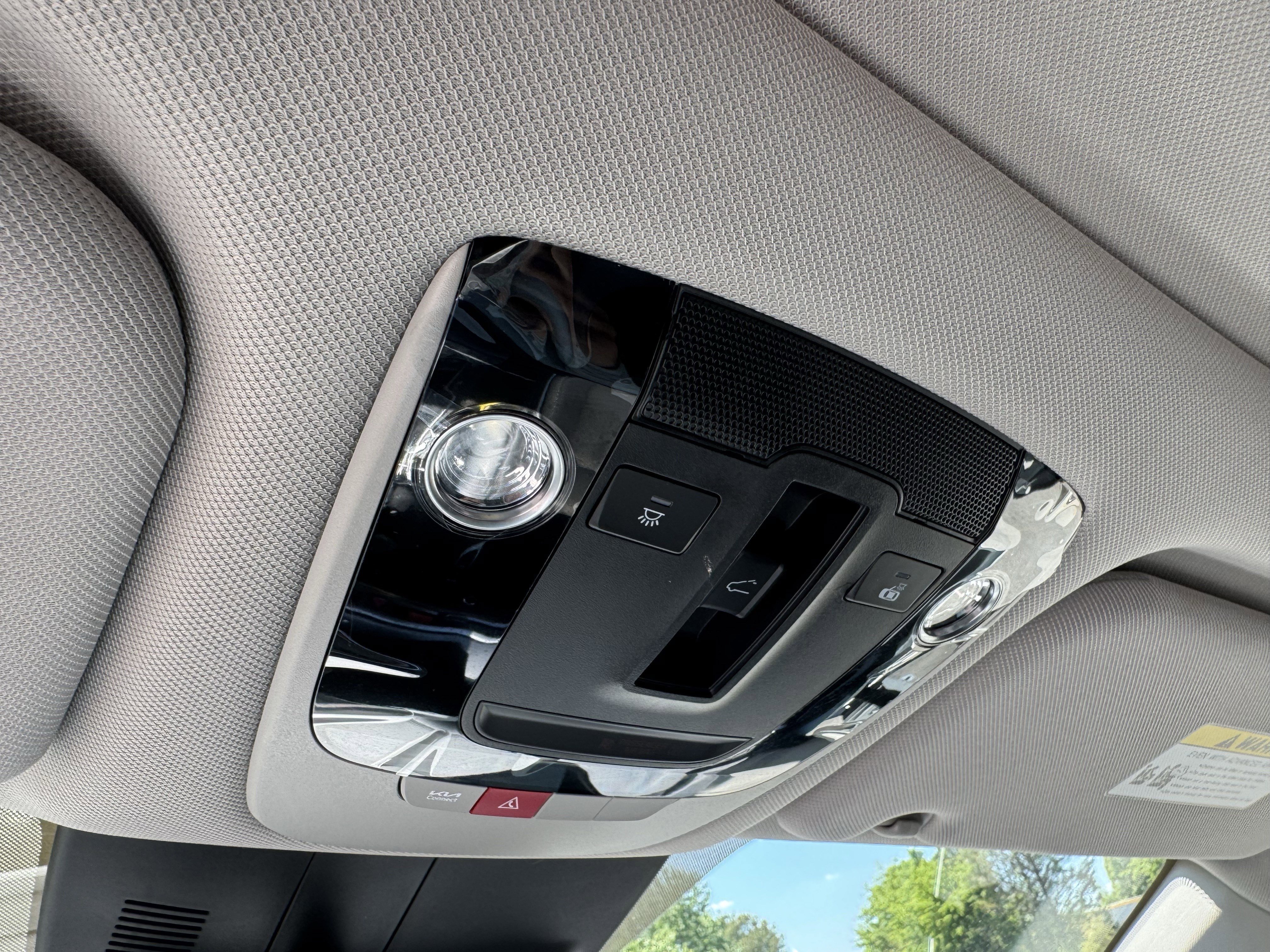 Used 2025 Kia Sorento EX w/ Panoramic Sunroof Package AWD/4WD image 31