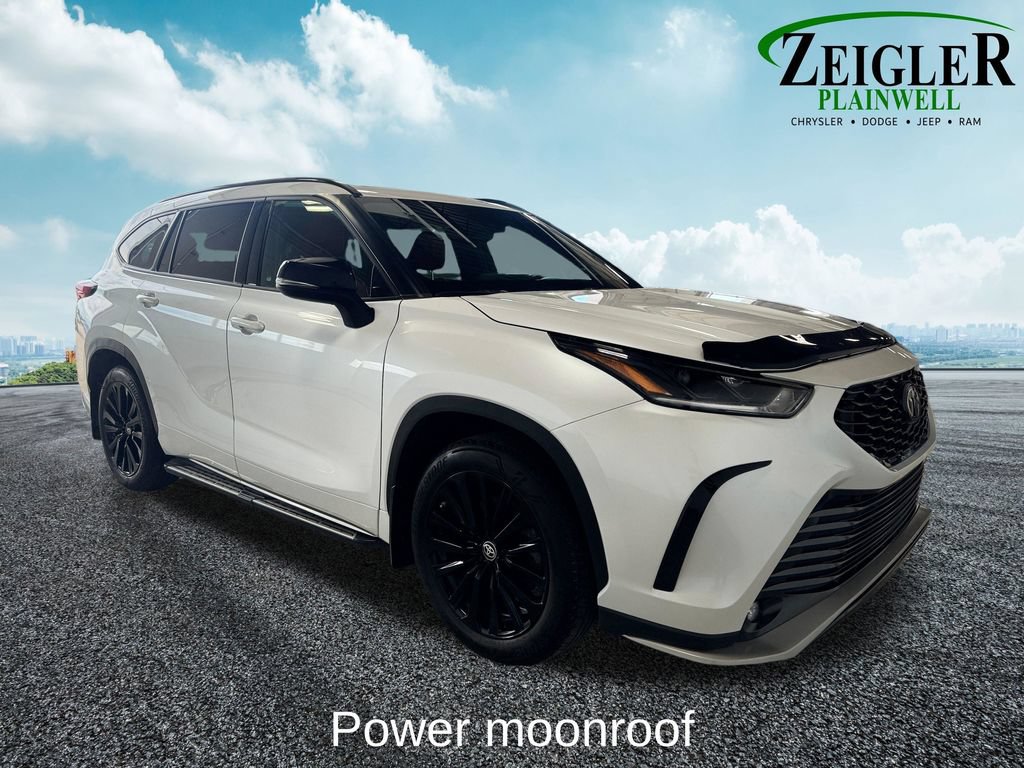 Used 2024 Toyota Highlander Platinum AWD/4WD image 7